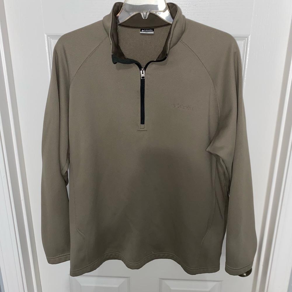 Columbia Pull Over